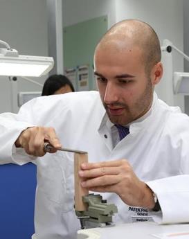Zhang Na - Junior Watchmaker at Nanjing Hengdeli Service Center